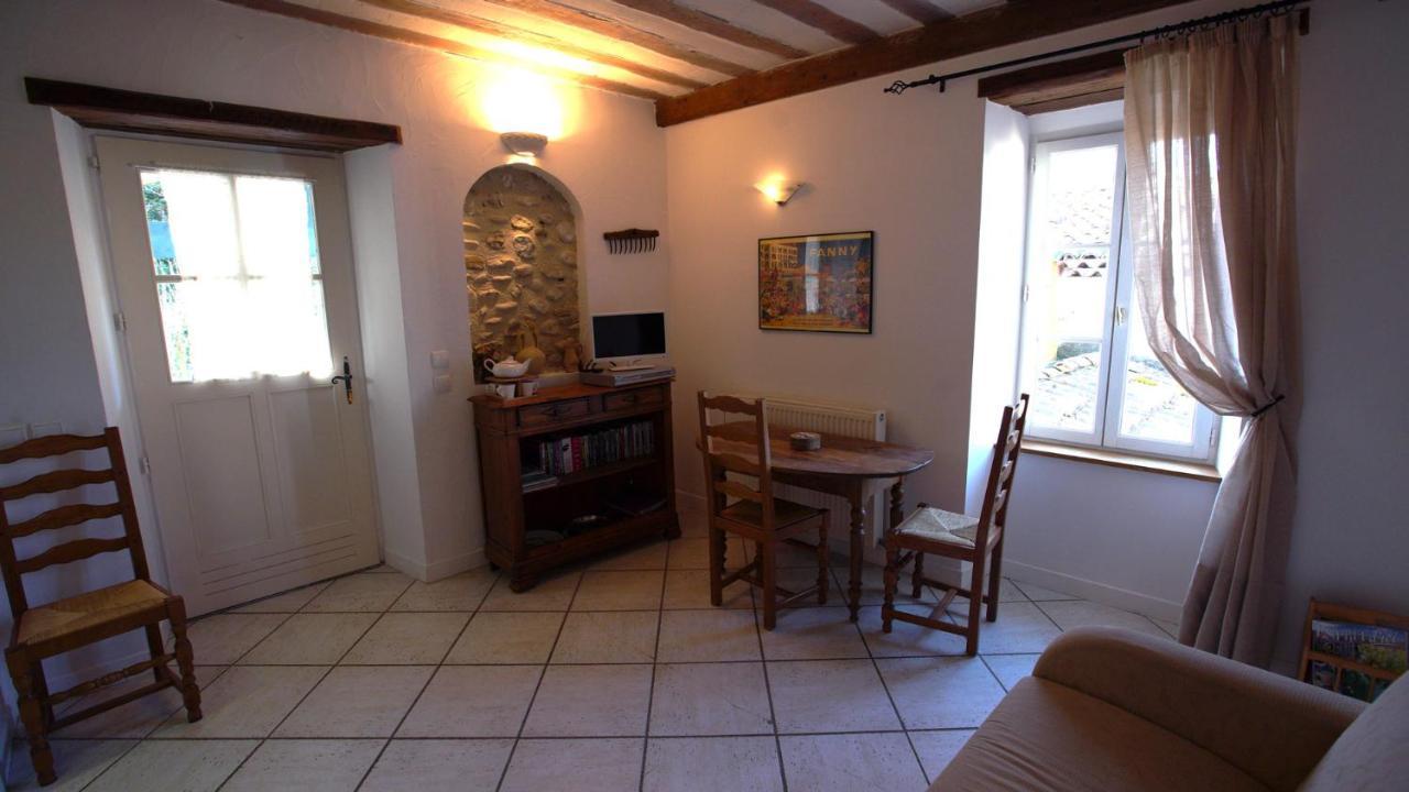 Gîtes Lou Pataclet Charols Extérieur photo